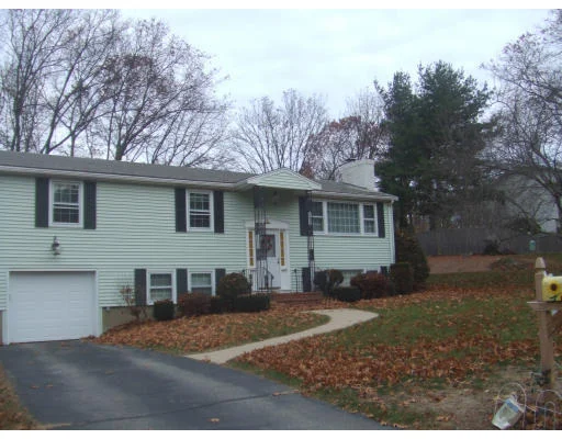 Photo of 2 Nassau Dr..