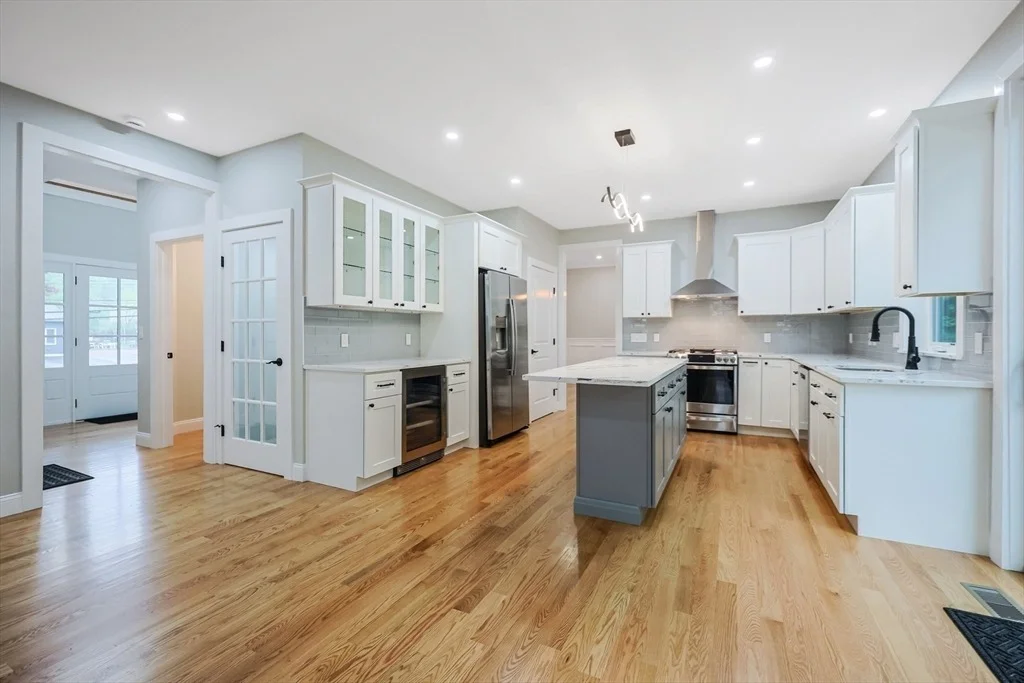 Photo of 87 Summer Street