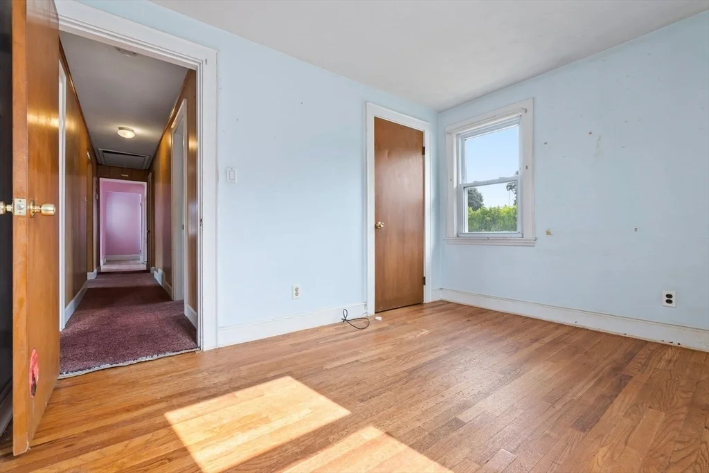 Photo of 30 Macarthur Blvd