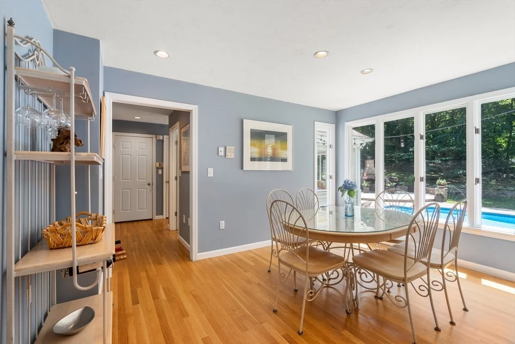 Photo of 8 Gaslight Lane