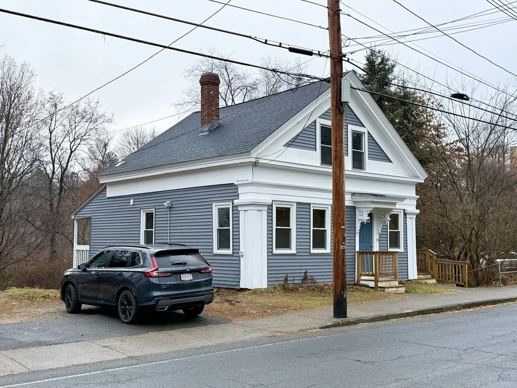 Photo of 89 W Main St.