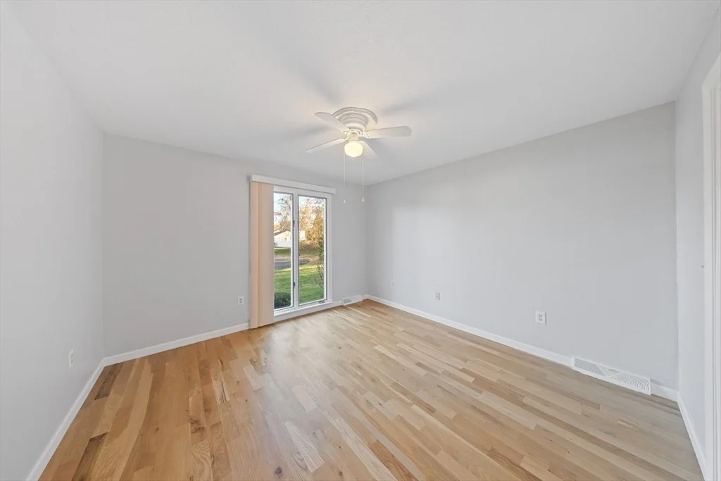 Photo of 86 Willow Brook Drive