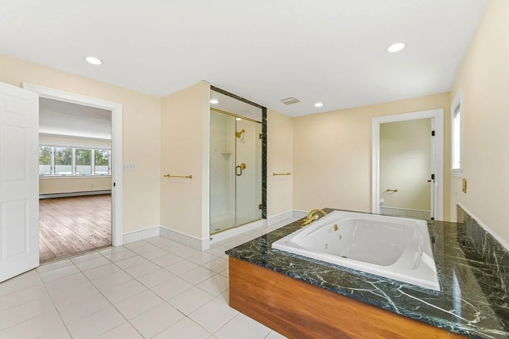 Photo of 124 Deborah Rd