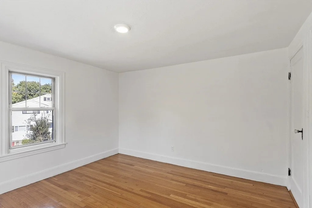 Photo of 256 Massasoit Rd