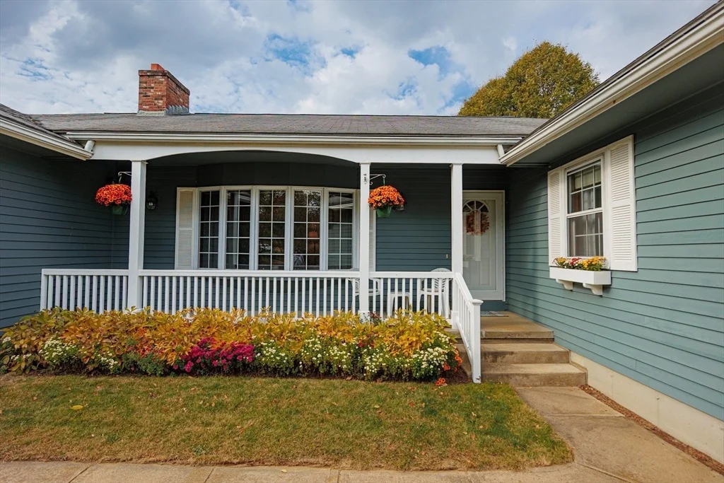 Photo of 621 Woods Road