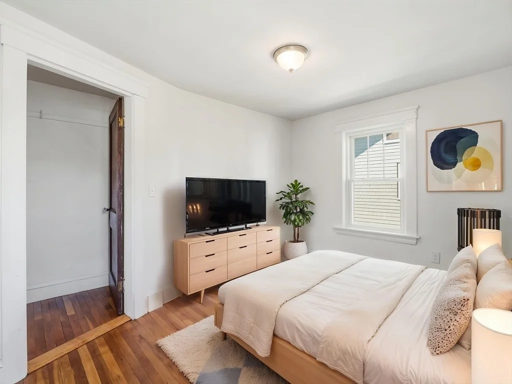 Photo of 34 Burdette Ave