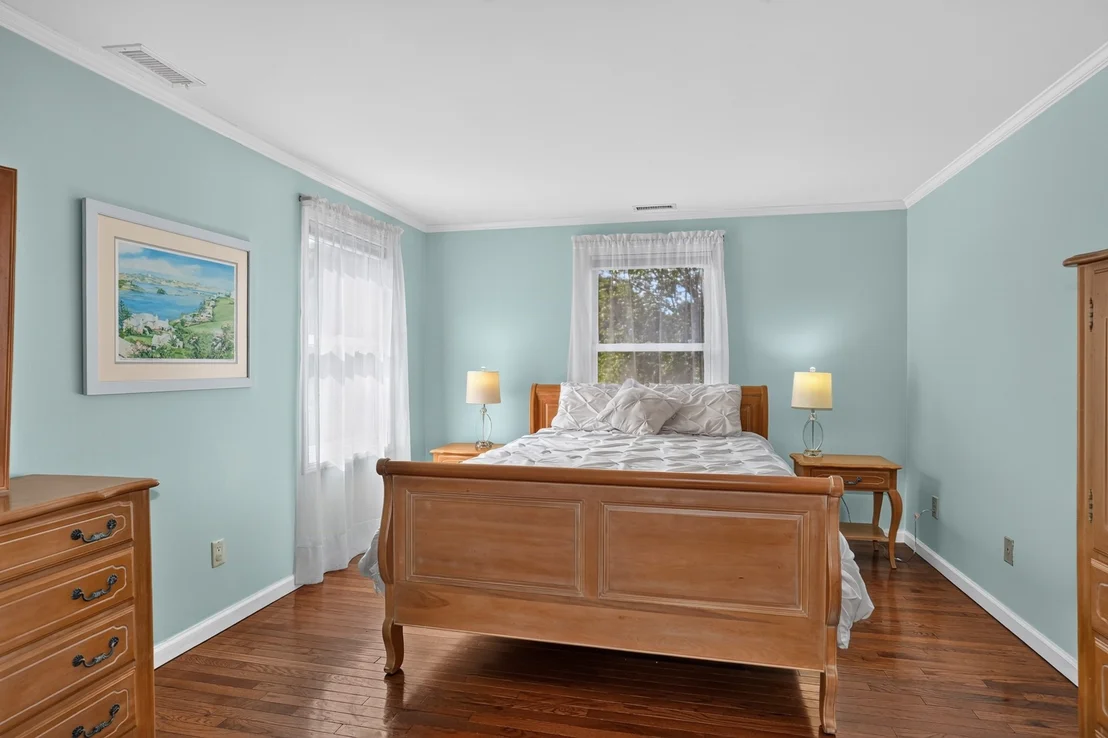 Photo of 5 Carruth Dr