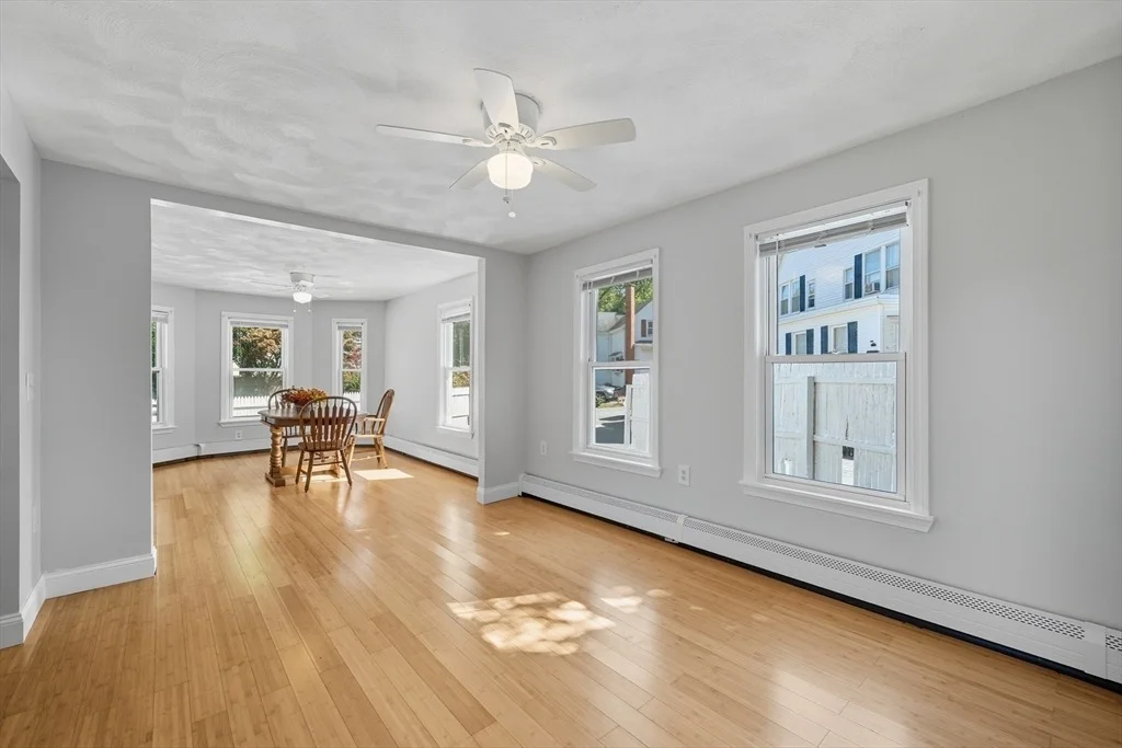 Photo of 10 Mission Pl