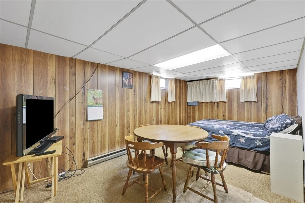 Photo of 380 Old Field Rd