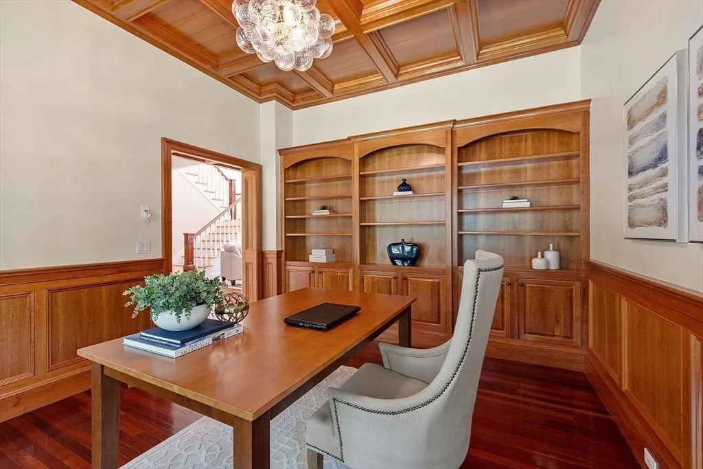 Photo of 19 Whippoorwill Lane