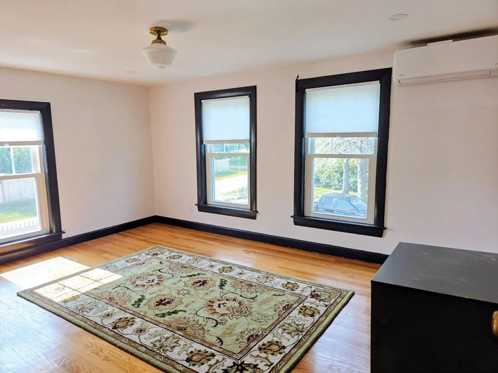 Photo of 777 Ridge Rd