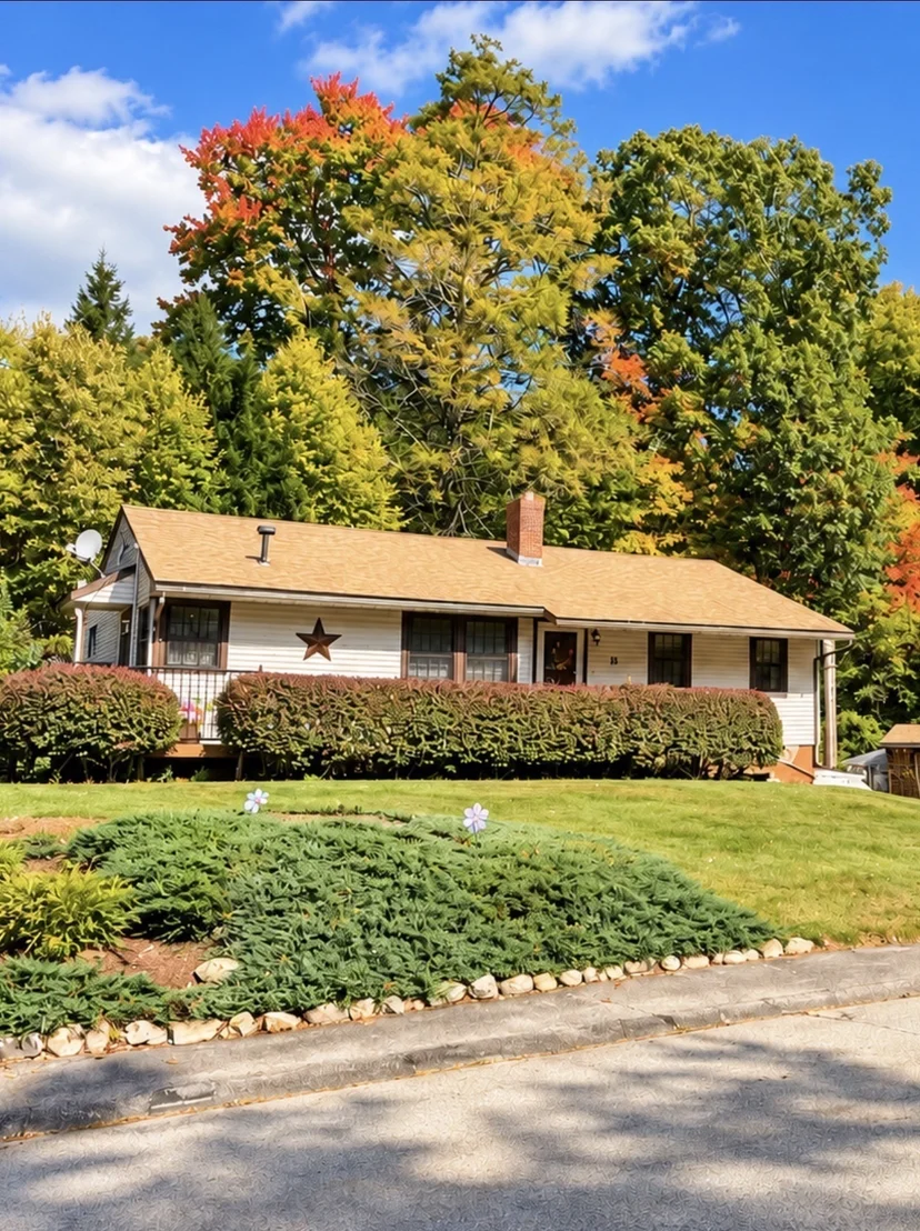 Photo of 22 Loring St