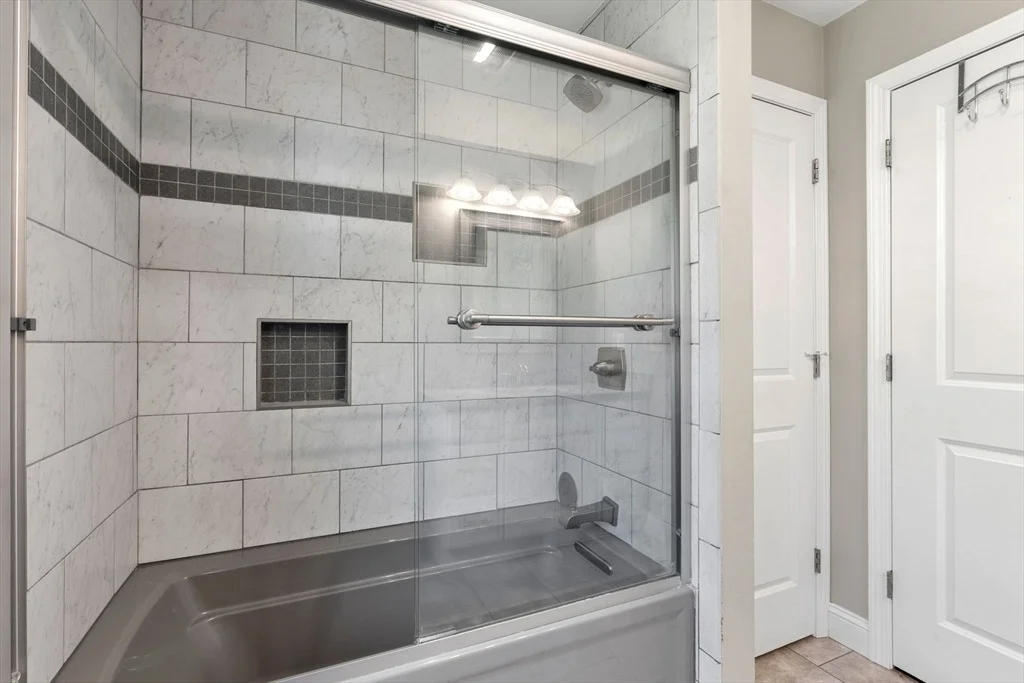 Photo of 32 Dennison Ave