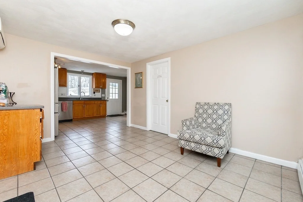 Photo of 91 Speen Street