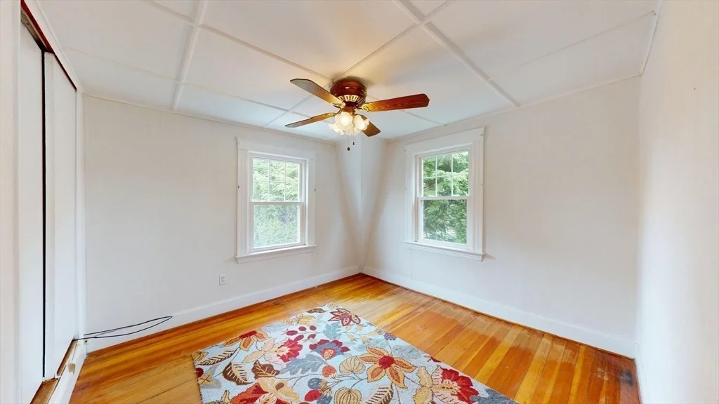 Photo of 233 Florence Ave