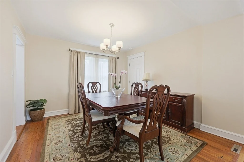 Photo of 16 Coolidge Ave
