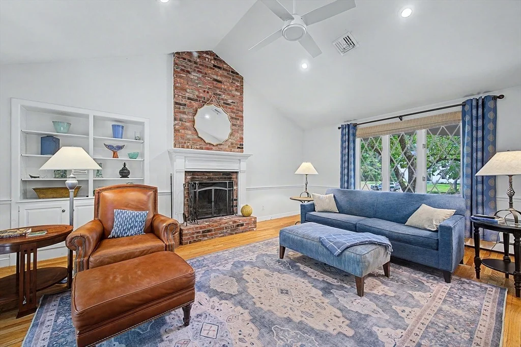 Photo of 9 Brookside Lane