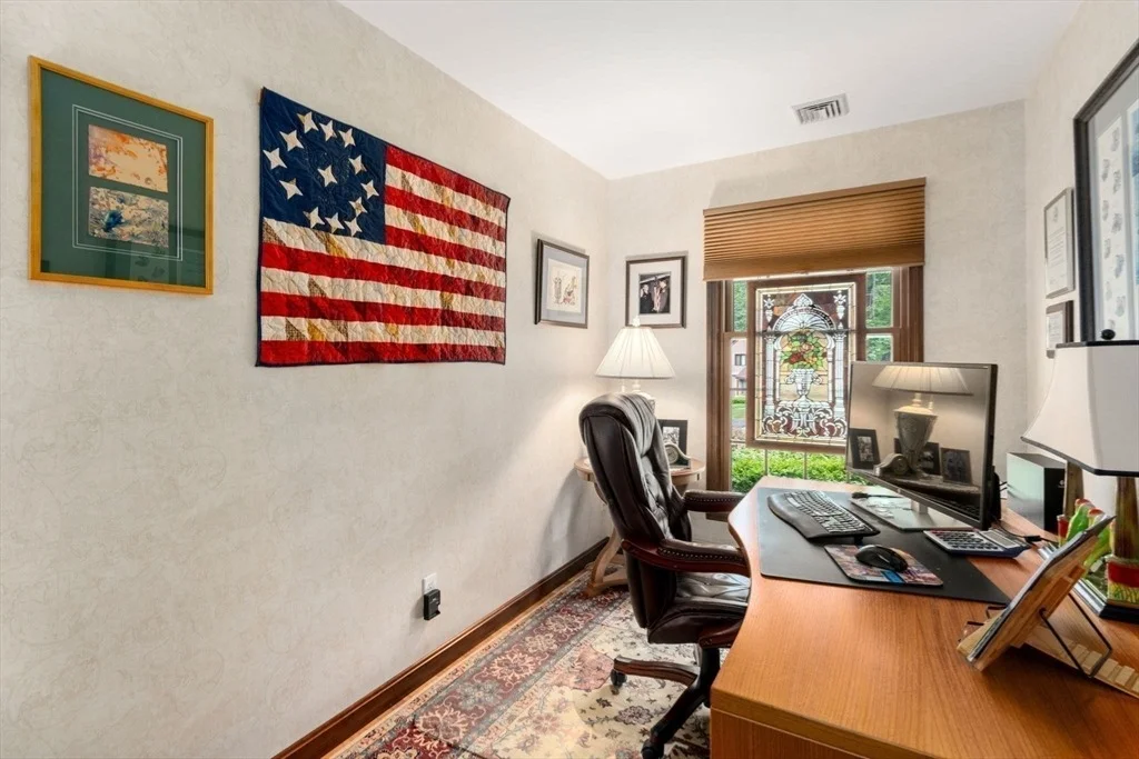 Photo of 15 Mary Jane Cir