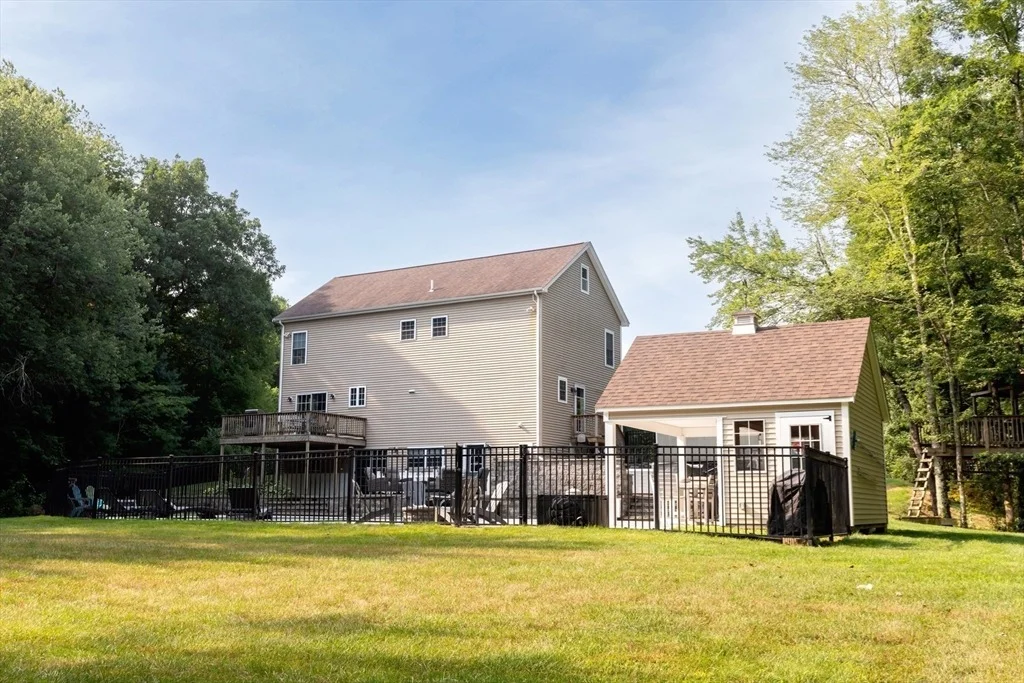 Photo of 5 Debbie Ln