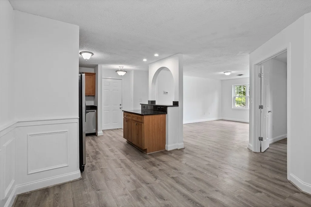 Photo of Unit A at 400 Brookside Dr