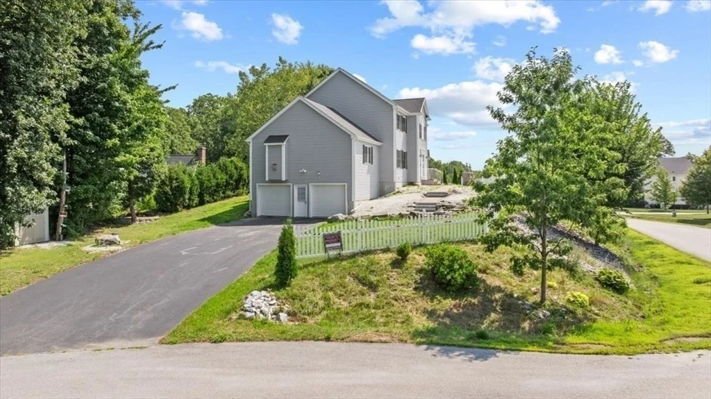 Photo of 3 Moore Dr