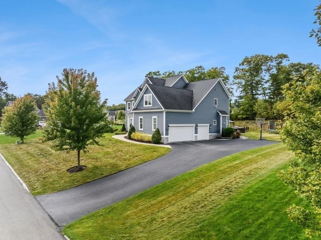 Photo of 4 Oxbow Dr