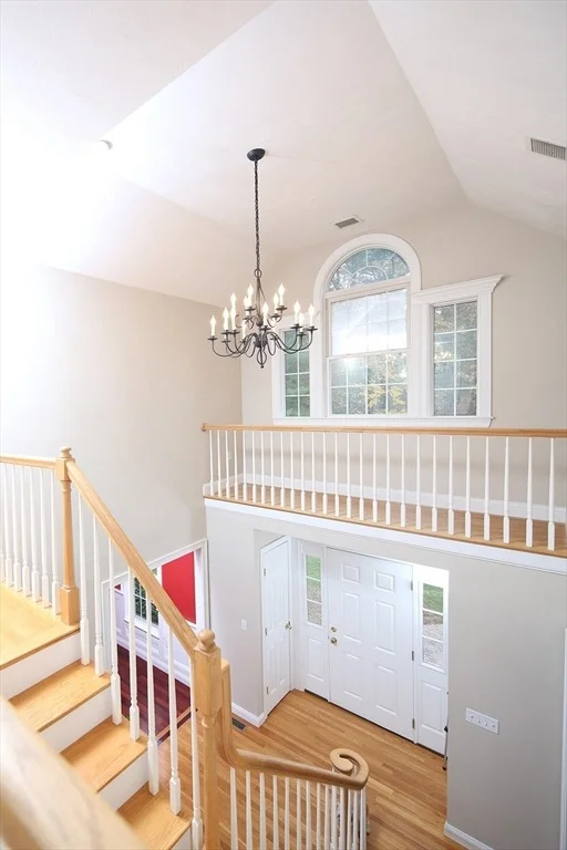 Photo of 375 Webster St