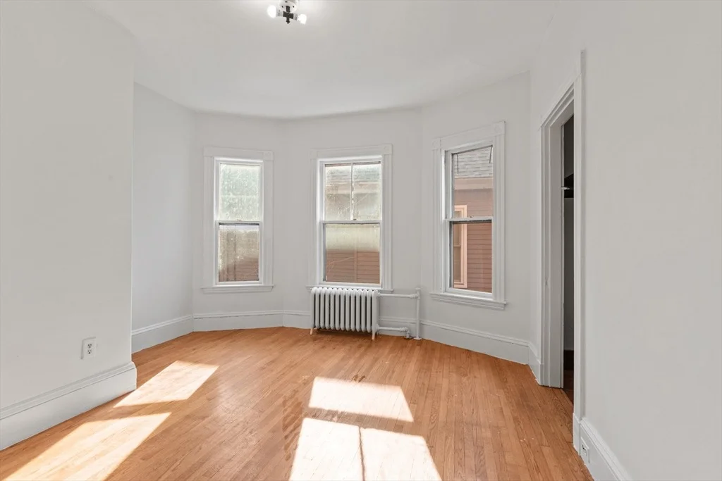 Photo of 15 Willow Ave