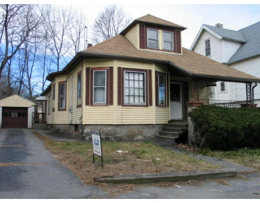 Photo of 93 Lowell St
