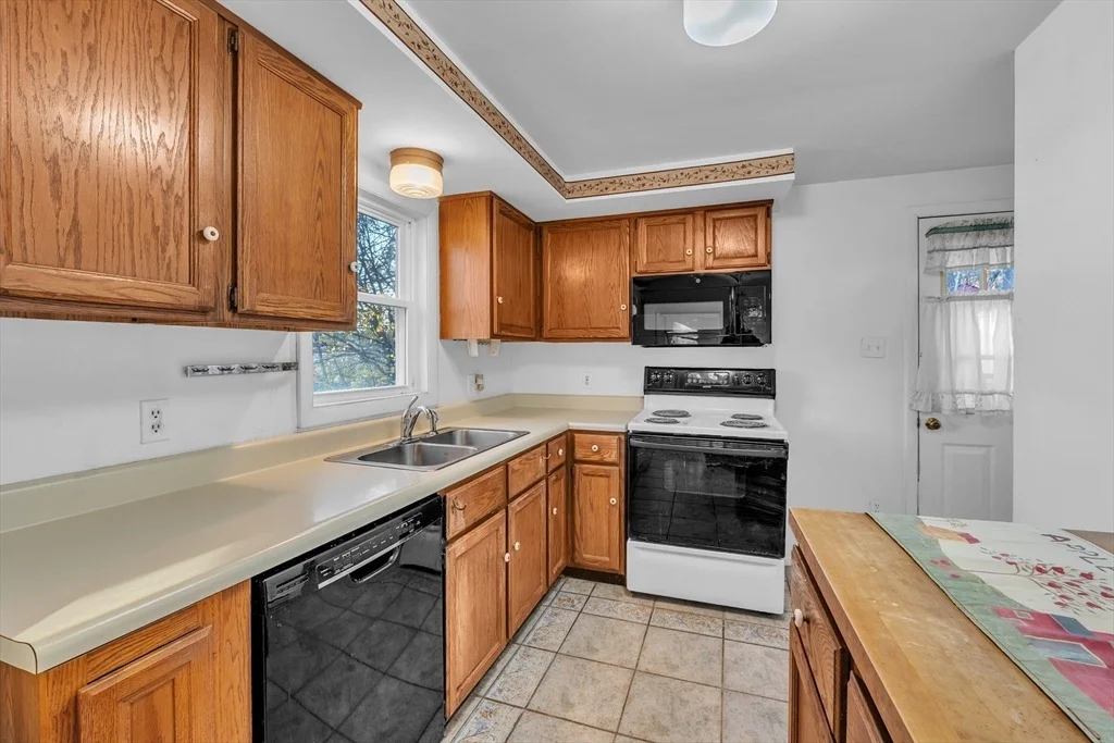 Photo of 41 Walnut Hill Dr