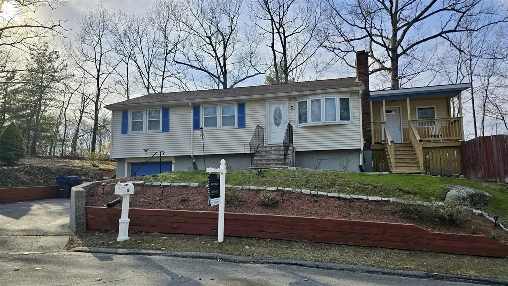 Photo of 86 Comet Rd