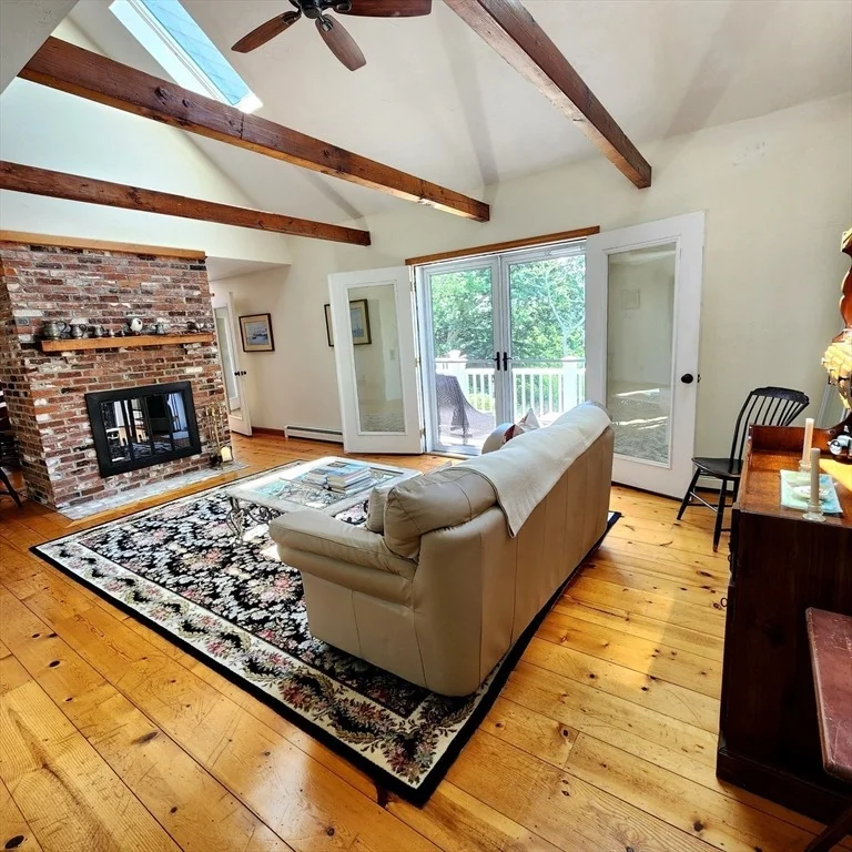 Photo of 143 Abbey Gate Rd