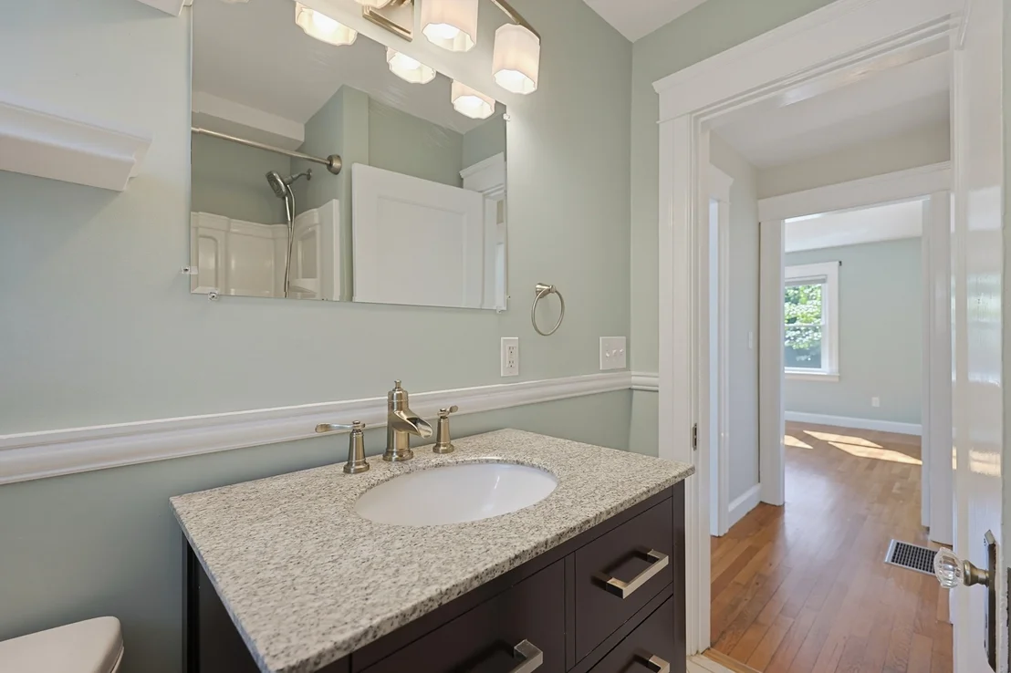 Photo of 191 Whitins Rd