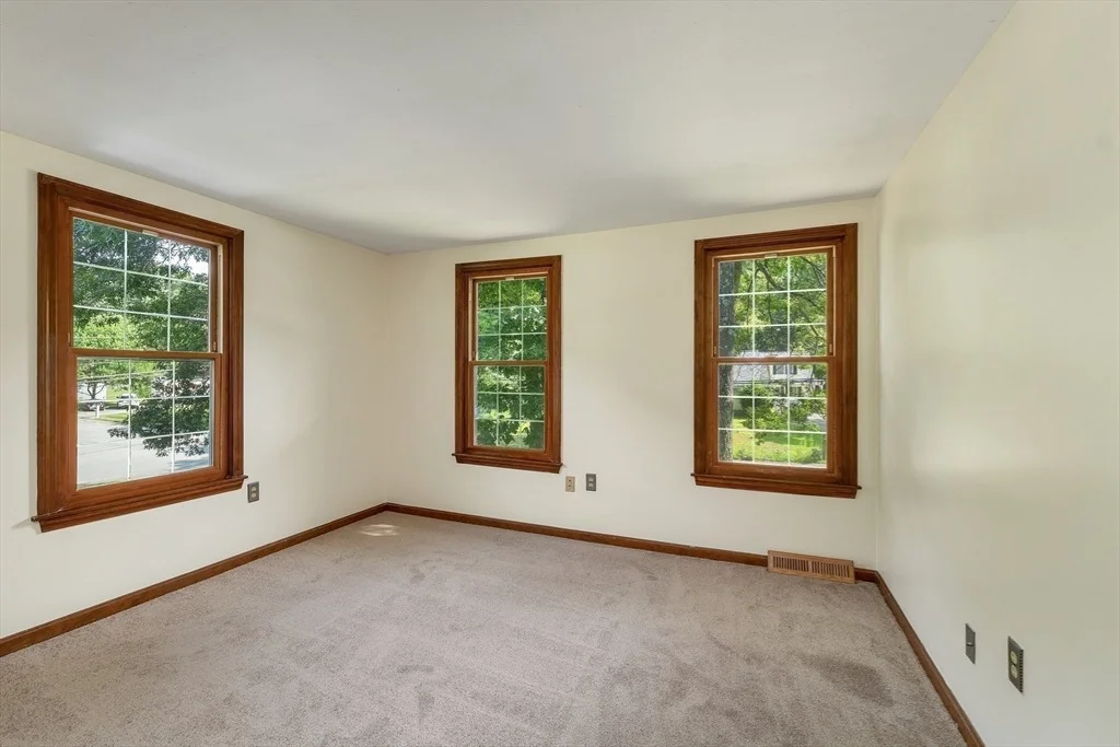 Photo of 160 Pelczar Rd