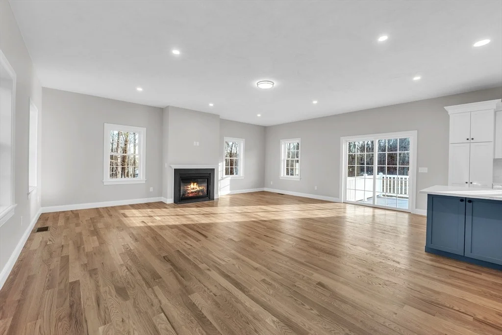 Photo of 116 Townsend Harbor Rd