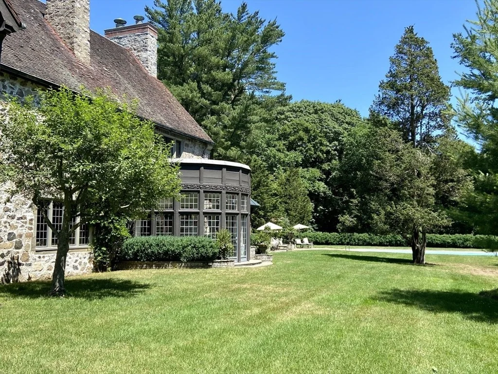 Photo of 120 Grapevine Rd