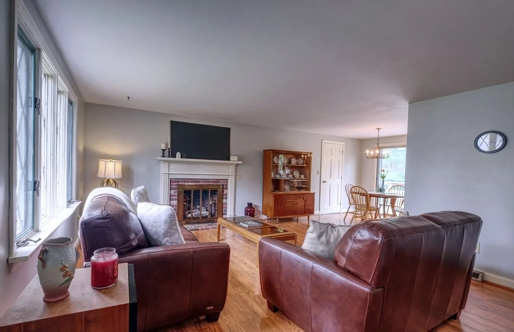 Photo of 72 Ashley Dr