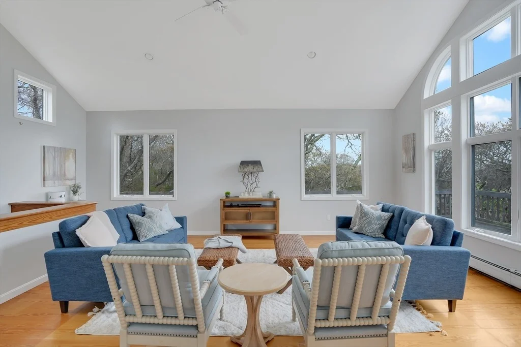 Photo of 453 Lighthouse Rd