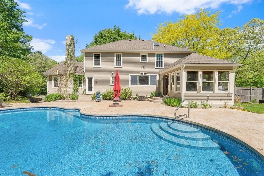 Photo of 4 Dix Rd