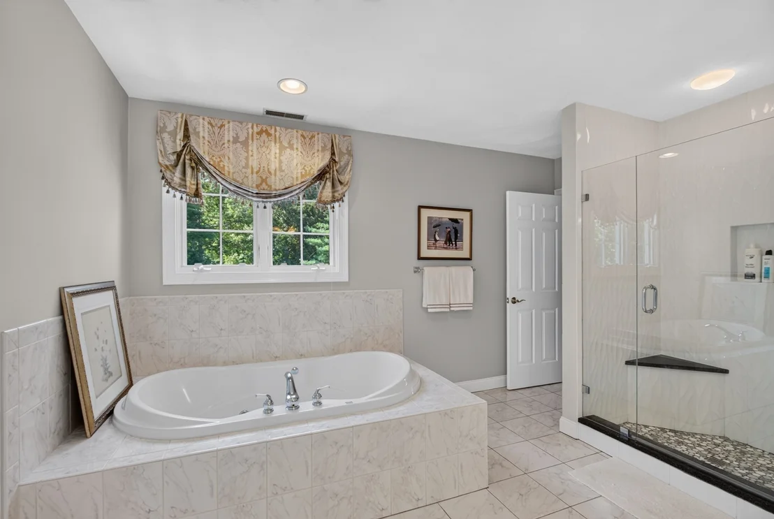 Photo of 21 Somerset Dr