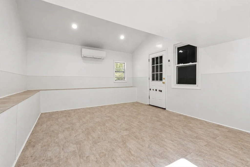 Photo of 31 Kimball Rd