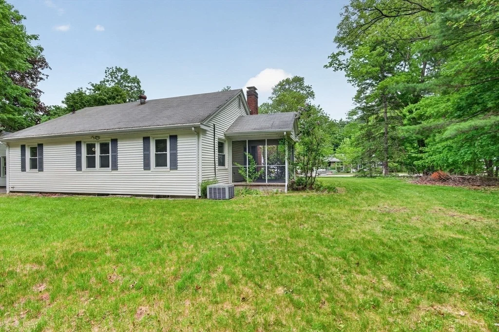 Photo of 61 Harvard Rd