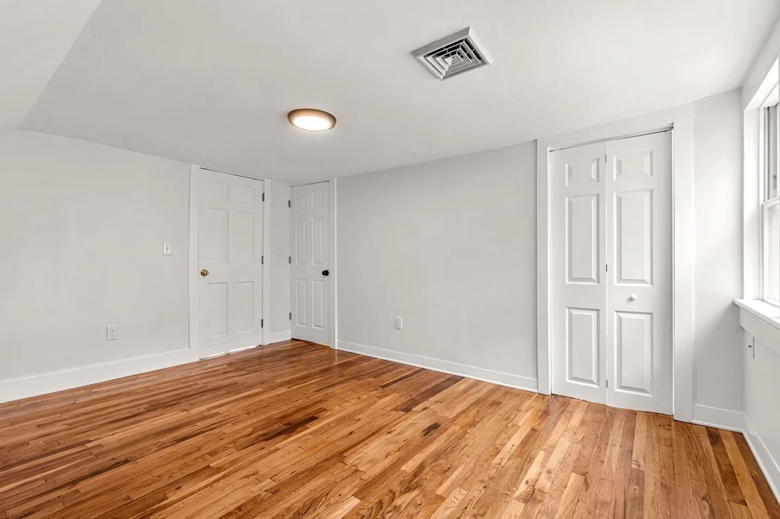 Photo of 17 Cottage Street
