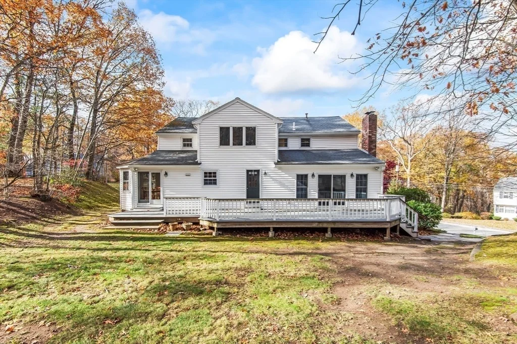 Photo of 10 Foothill Rd