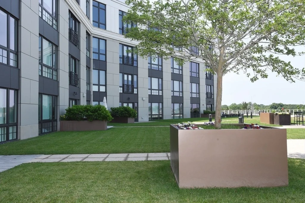 Photo of Unit 313 at 10 Shipyard Drive