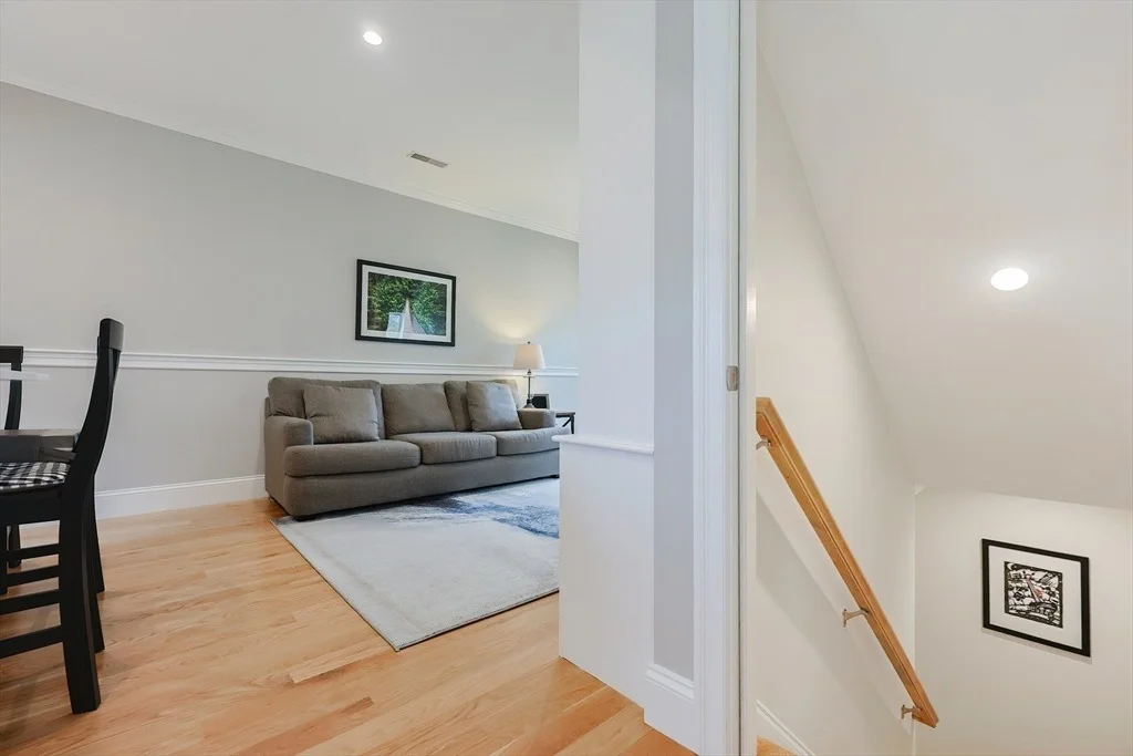 Photo of 7 Pheasantwood Dr