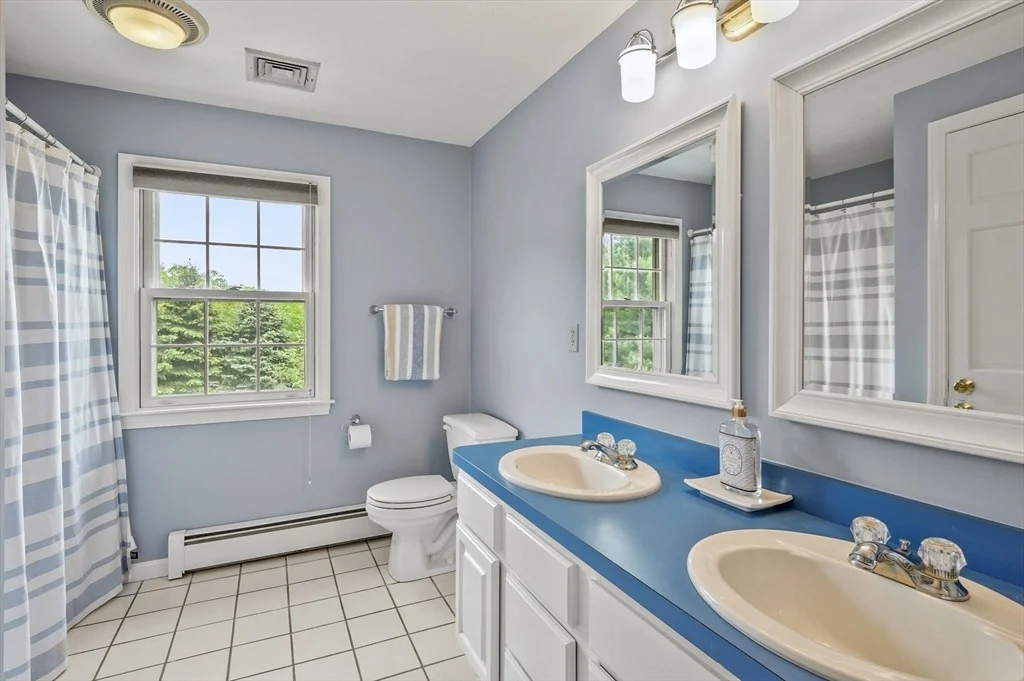 Photo of 19 Wachusett Circle