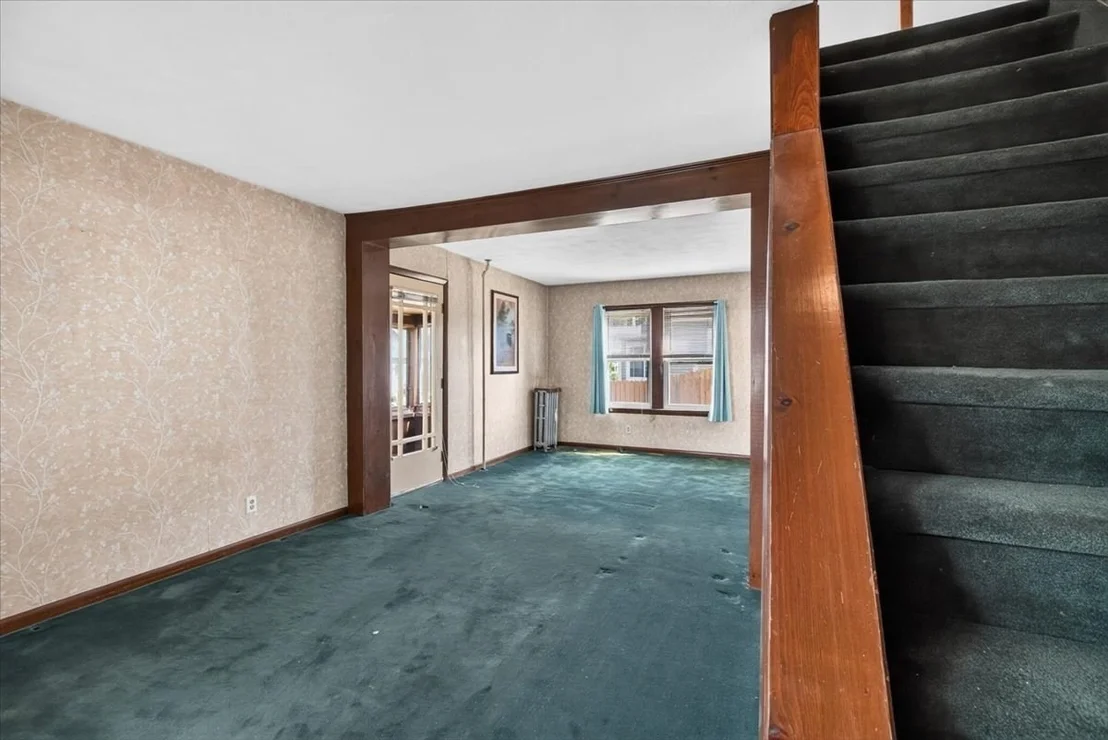Photo of 35 Lorraine St