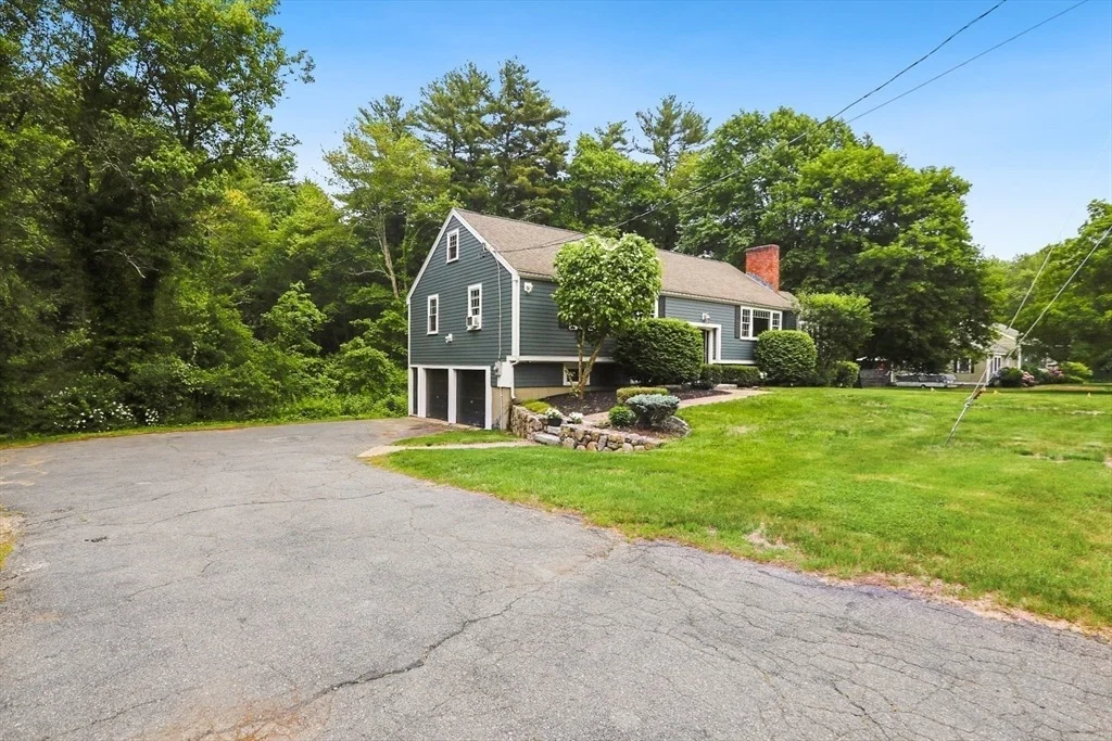 Photo of 5 Fox Run Rd