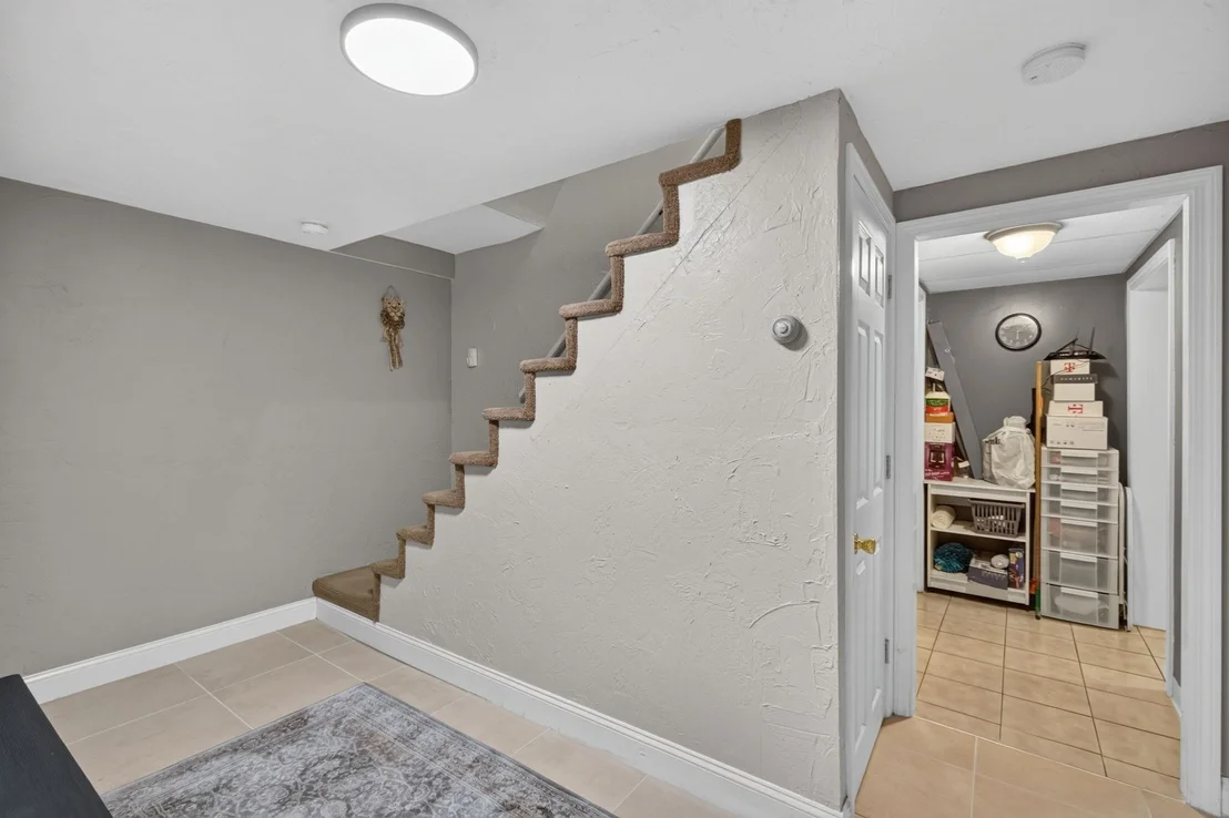 Photo of 315 Broadway